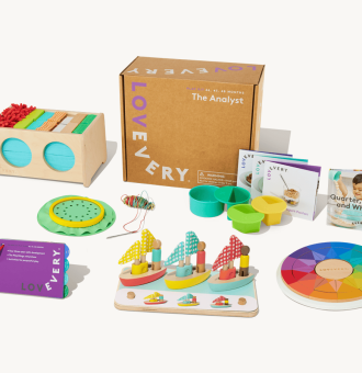 Lovevery-VKS-Playkit-3YO-TheAnalyst-ISO-347-April2021_gray_f159763e-a471-4c76-a316-f9ffe8d0c105.png